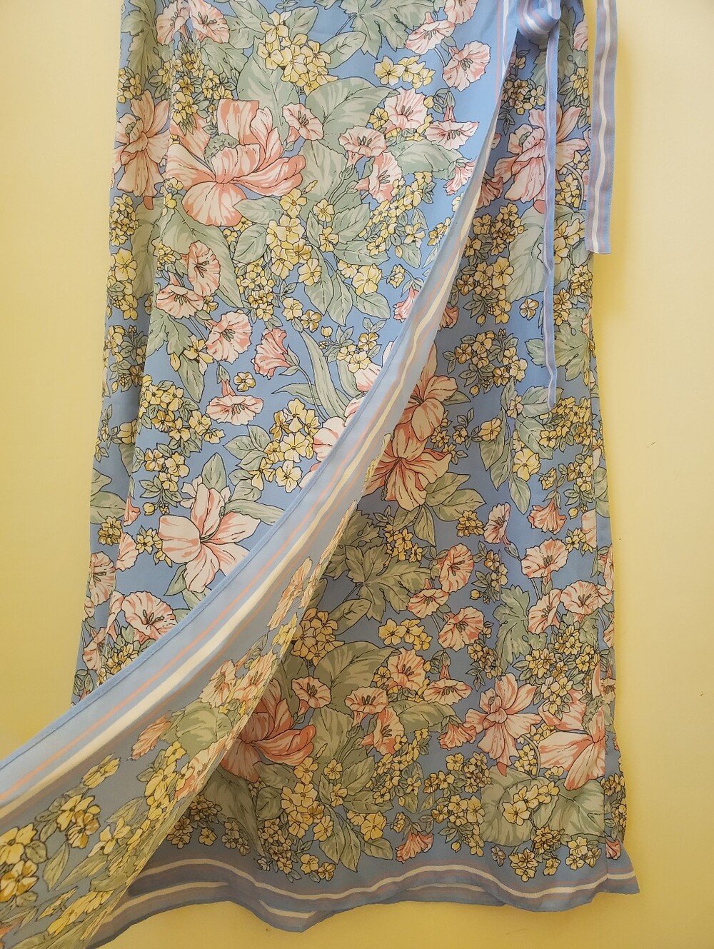 Max Studio Floral Maxi - Picture 3 of 6